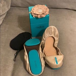 NEW Limited Edition Champagne Gold Tieks - Size 10